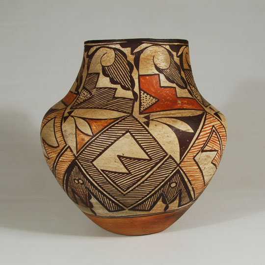 Historic Laguna Pueblo Pottery - C3783B